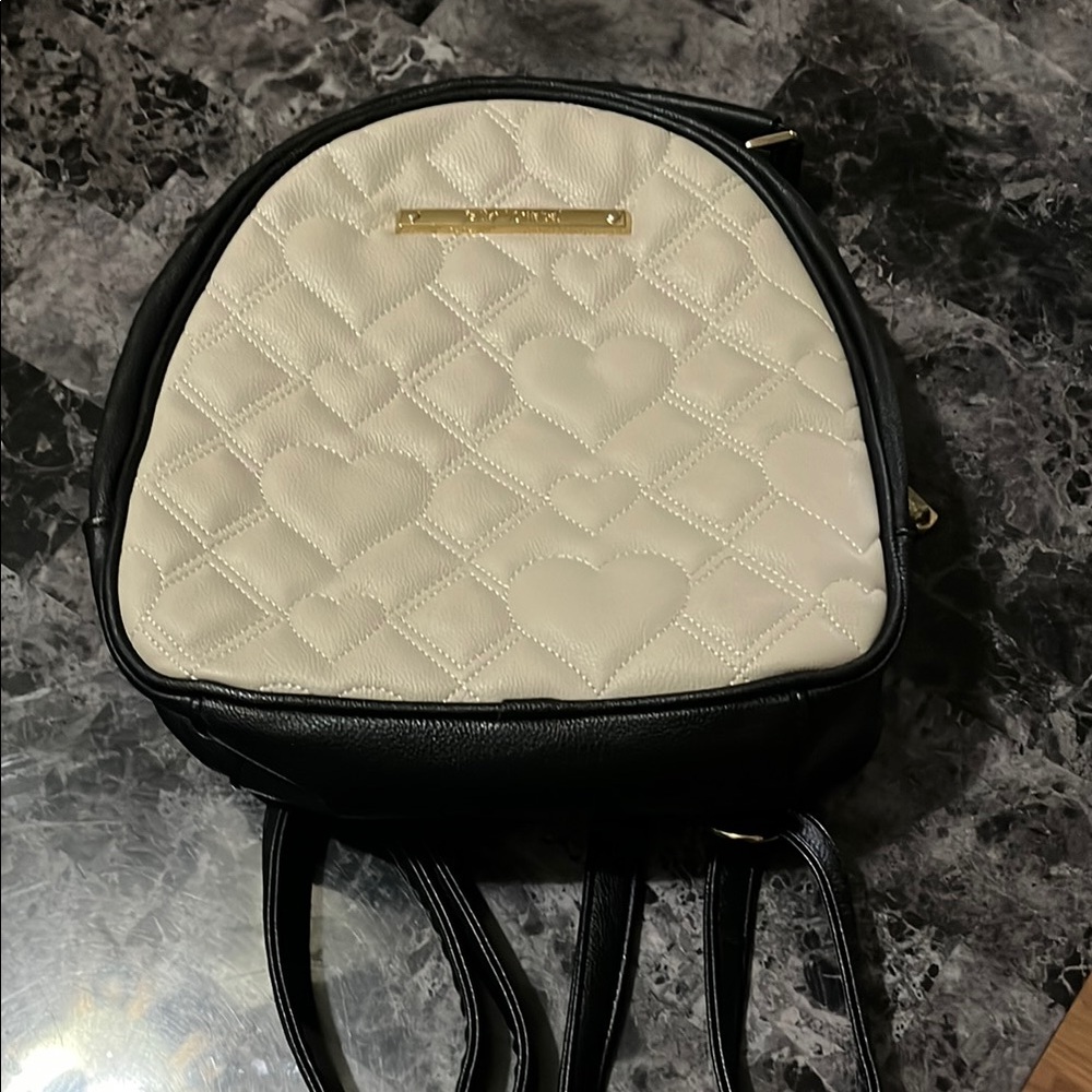 Betsey Johnson  Heart Backpack